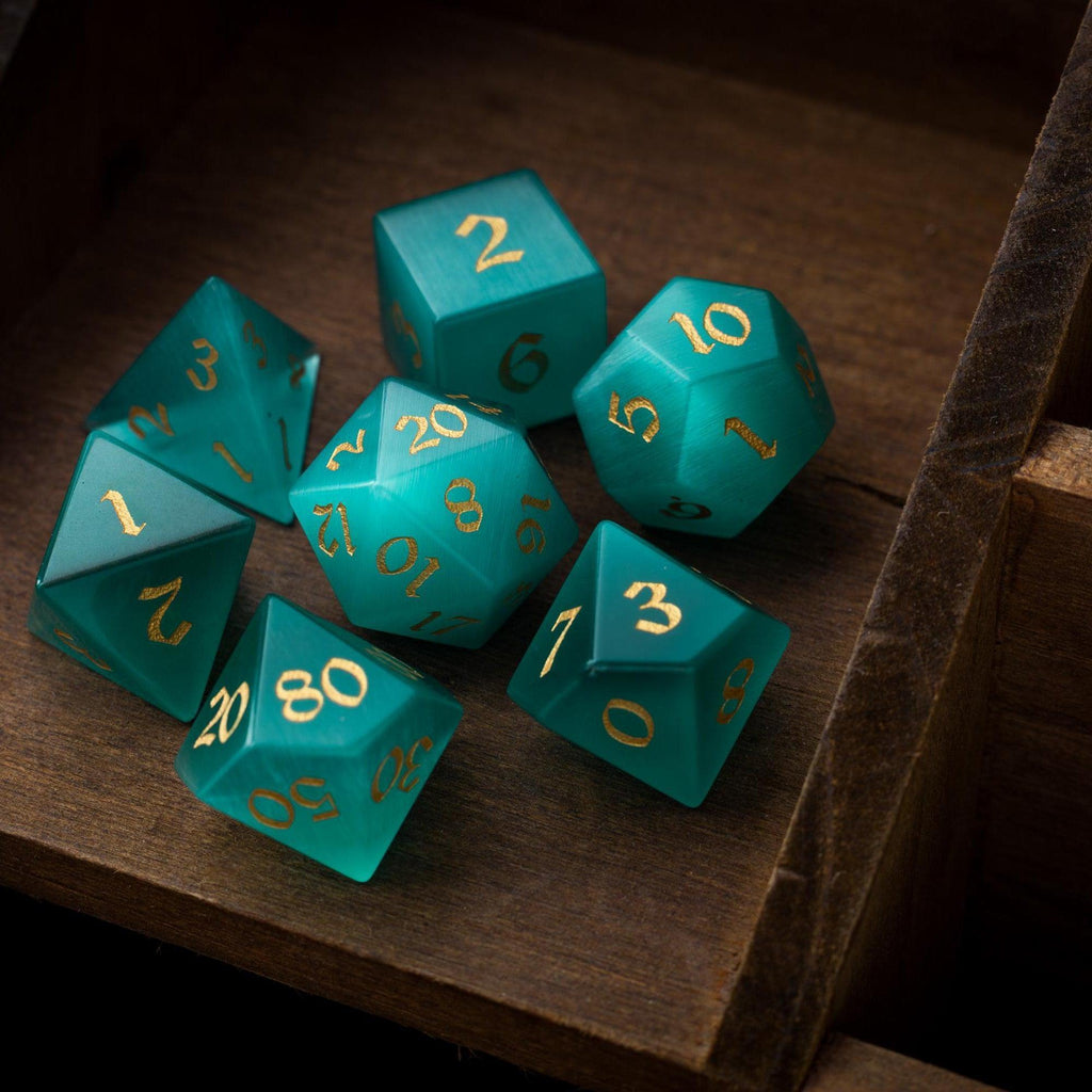 Aquamarine Cat’s Eye Dice